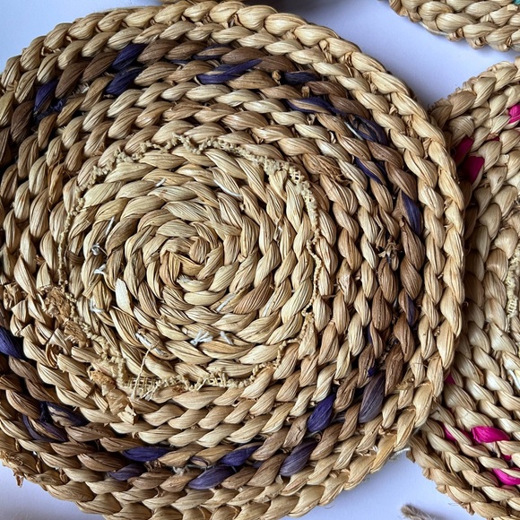 Vintage BoHo Cross Stitch Floral 4￼ Hot Pads Trivets Mats / Wicker Straw Woven - Picture 5 of 12